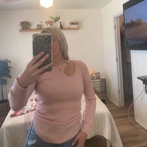 Light Pink Long Sleeve Top with Cut Out XS